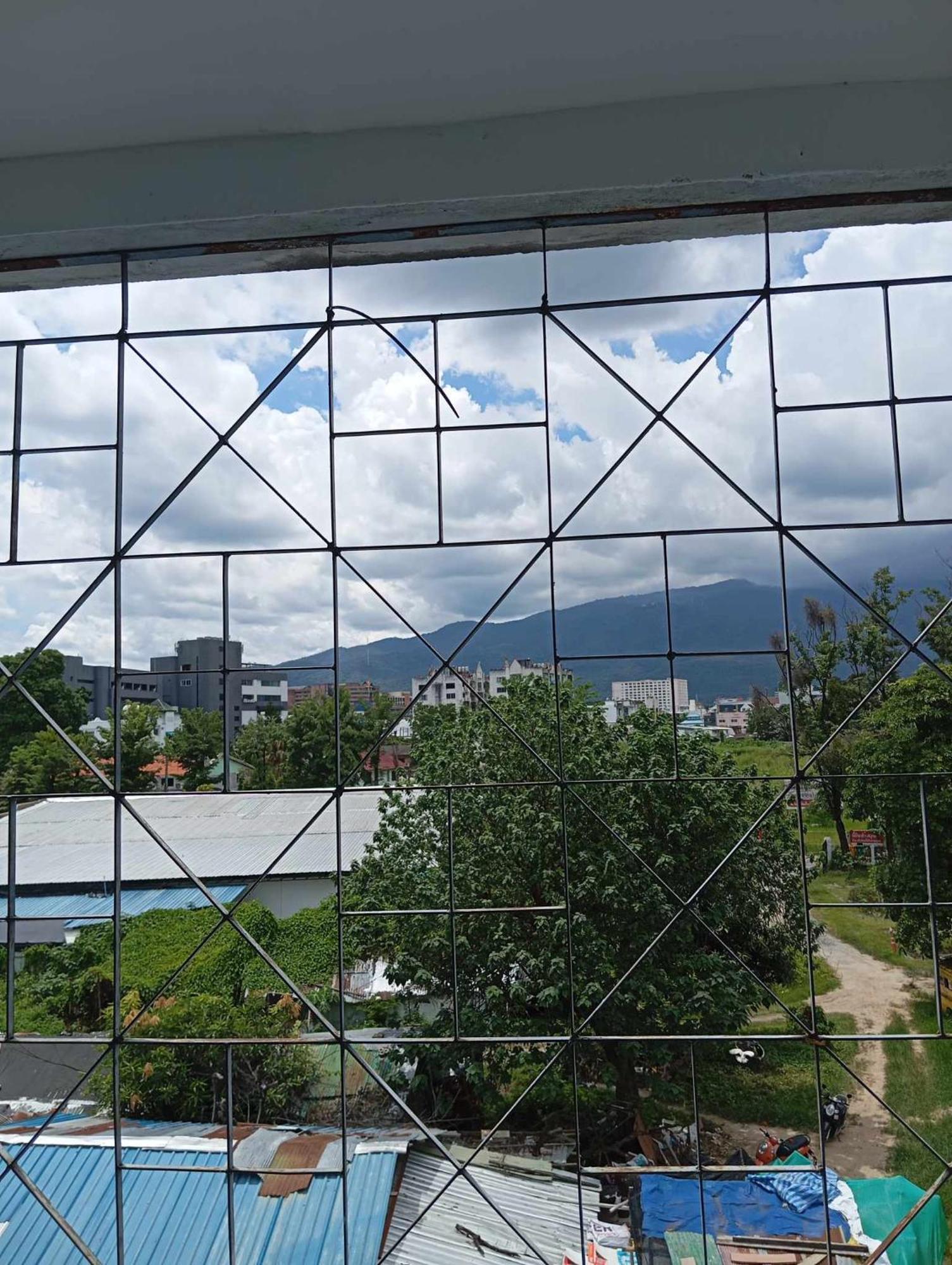 Lita Guesthouse Chiang Mai Eksteriør bilde